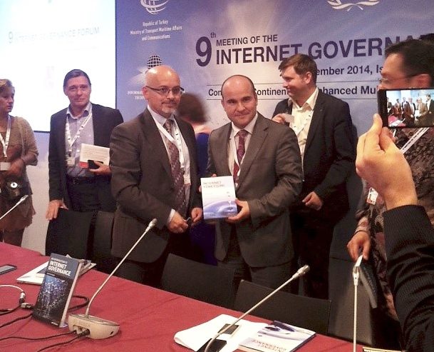 Ten years of Internet governance – Tens of thousands of copies – Ten languages